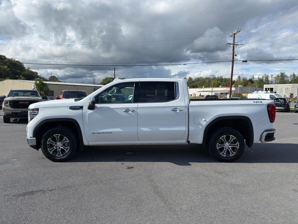 2025 GMC Sierra 1500 4WD Crew Cab Short Box SLT