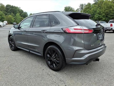 2022 Ford Edge SE