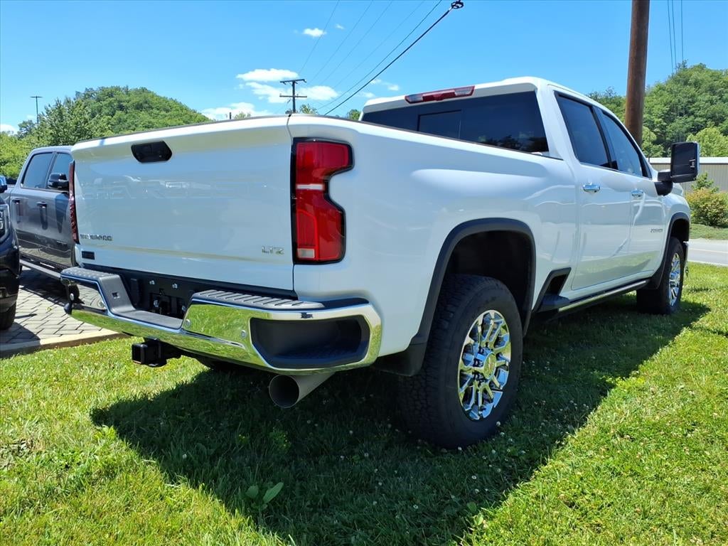 2026 Chevrolet Silverado 2500 HD Crew Cab, Standard Bed, LTZ, 4WD