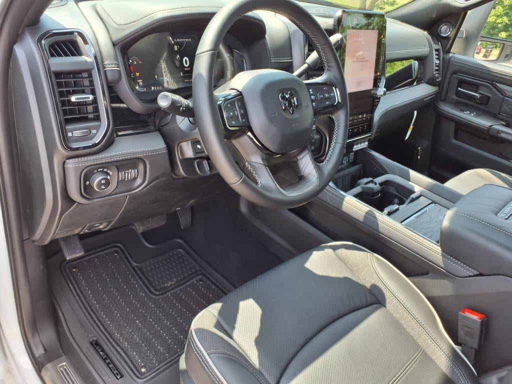 2025 RAM 2500 Limited Crew Cab 4x4 6'4' Box