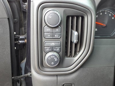 2022 Chevrolet Silverado 1500 4WD Crew Cab Short Bed Custom