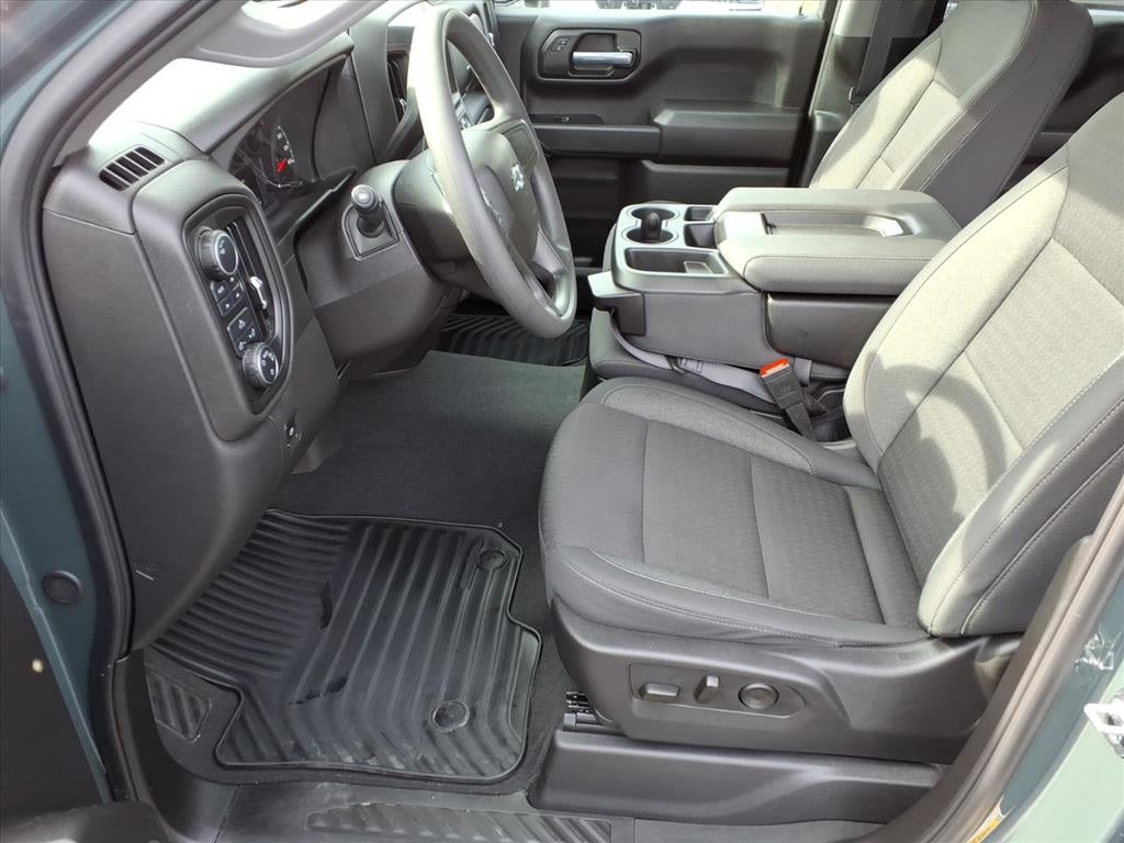 2025 Chevrolet Silverado 1500 4WD Crew Cab Short Bed Custom Trail Boss