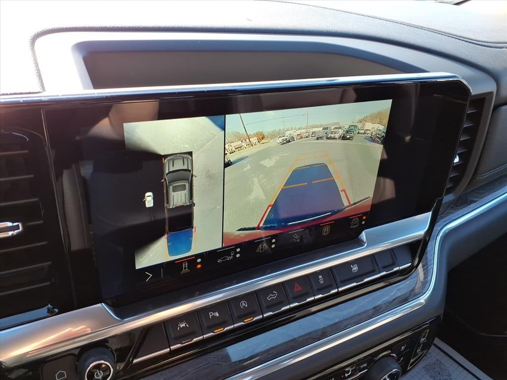 2025 Chevrolet Silverado 1500 4WD Crew Cab Short Bed LTZ