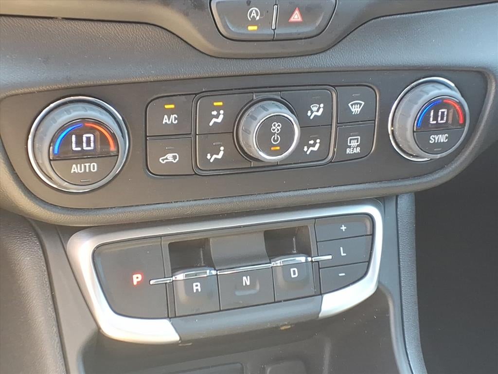 2024 GMC Terrain AWD SLT