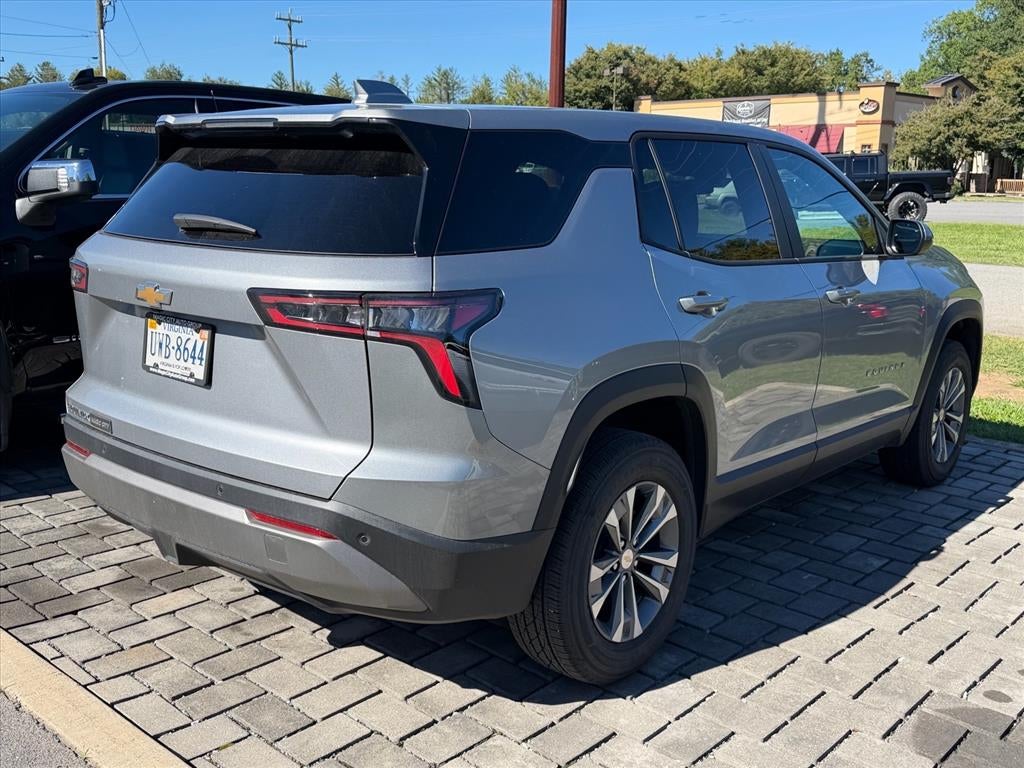 2027 Chevrolet Equinox LT FWD