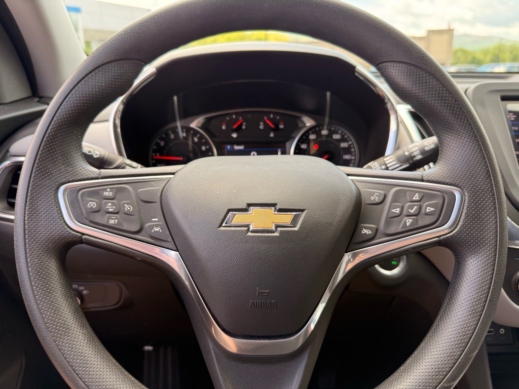 2023 Chevrolet Equinox FWD LS