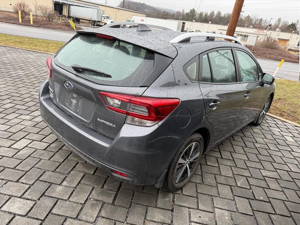 2022 Subaru Impreza Premium 5-Door