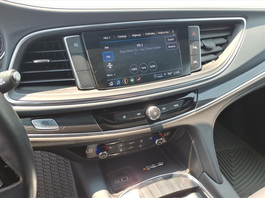 2023 Buick Enclave Essence FWD