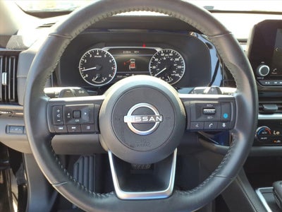 2025 Nissan Pathfinder SV 4WD