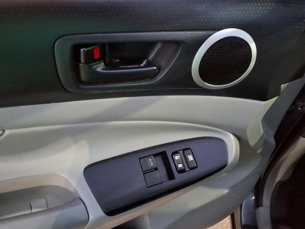 2015 Toyota Tacoma Base V6