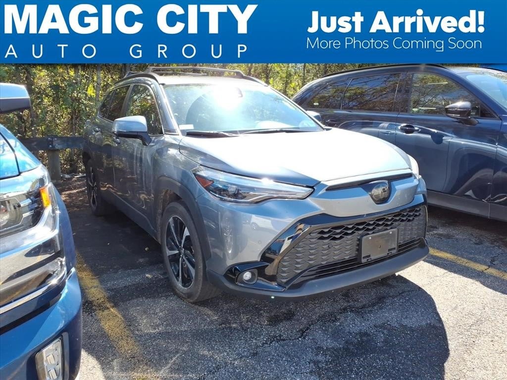 2023 Toyota Corolla Cross Hybrid XSE