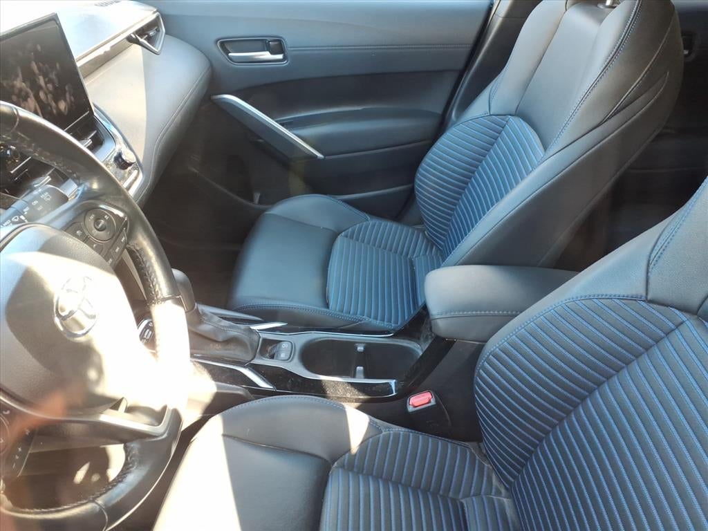 2023 Toyota Corolla Cross Hybrid XSE
